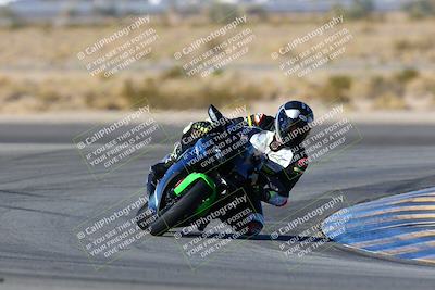 media/Jan-09-2022-SoCal Trackdays (Sun) [[2b1fec8404]]/Turn 11 (935am)/